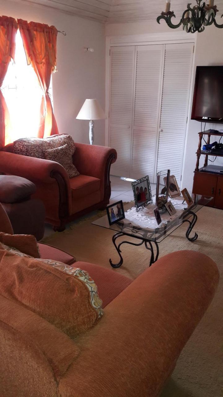 Sue'S Homestay Κράιστ Τσερτς Εξωτερικό φωτογραφία