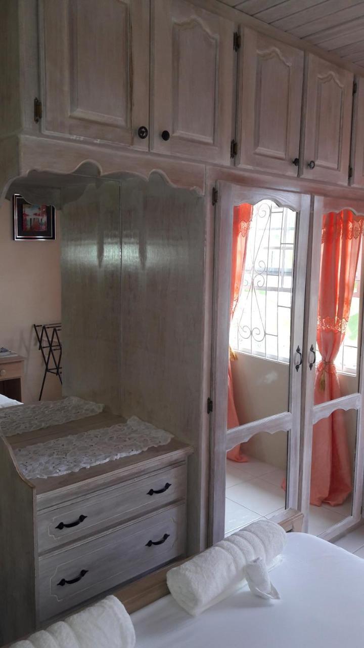 Sue'S Homestay Κράιστ Τσερτς Εξωτερικό φωτογραφία
